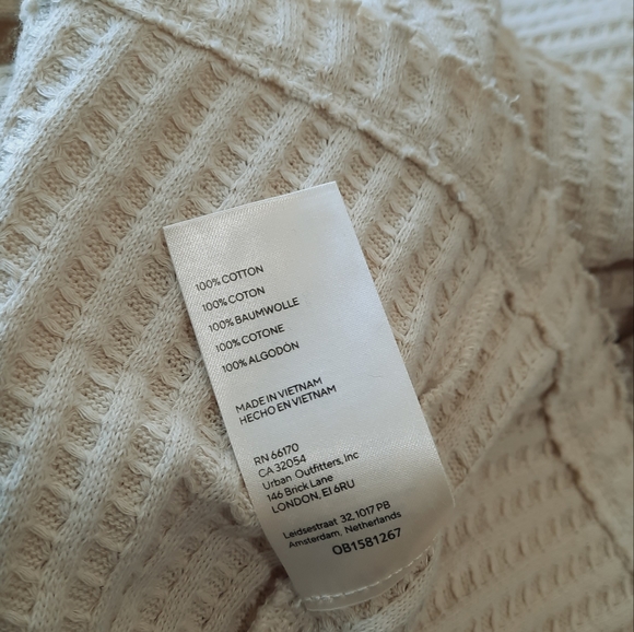 NEW Free People Juicy Long Sleeve Split Back Thermal Wafle Knit Oversized Top - Picture 6 of 14